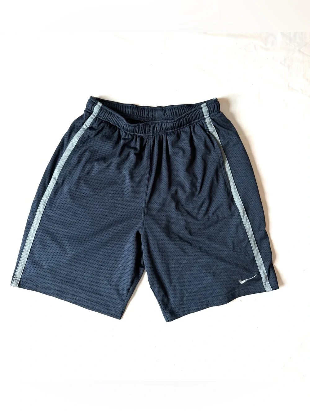 Nike Shorts mens Navy Blue Mesh Basketball Grey Side Stripes double layer XL